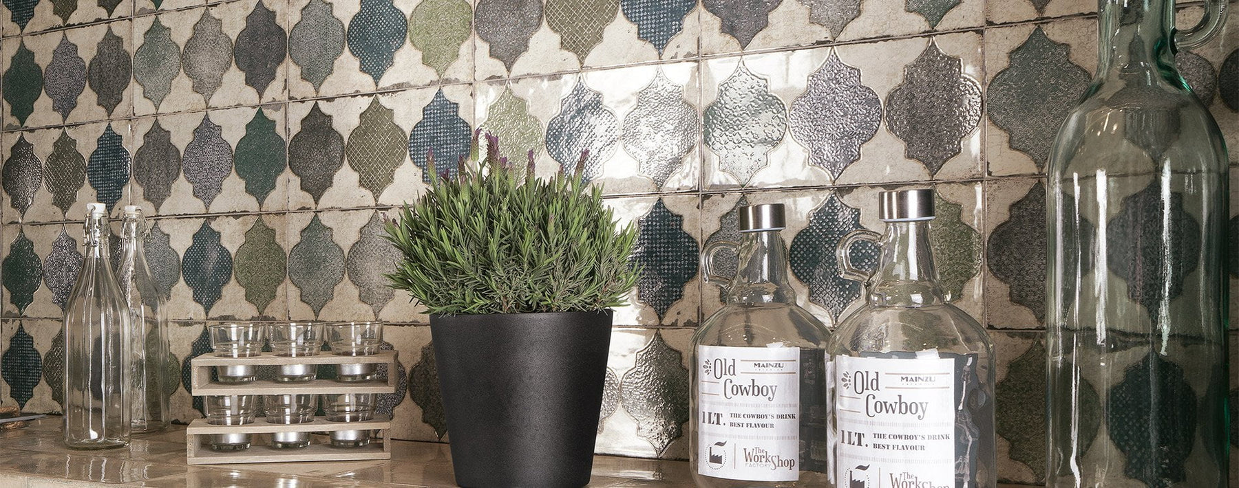 Moroccan pattern and decor tiles