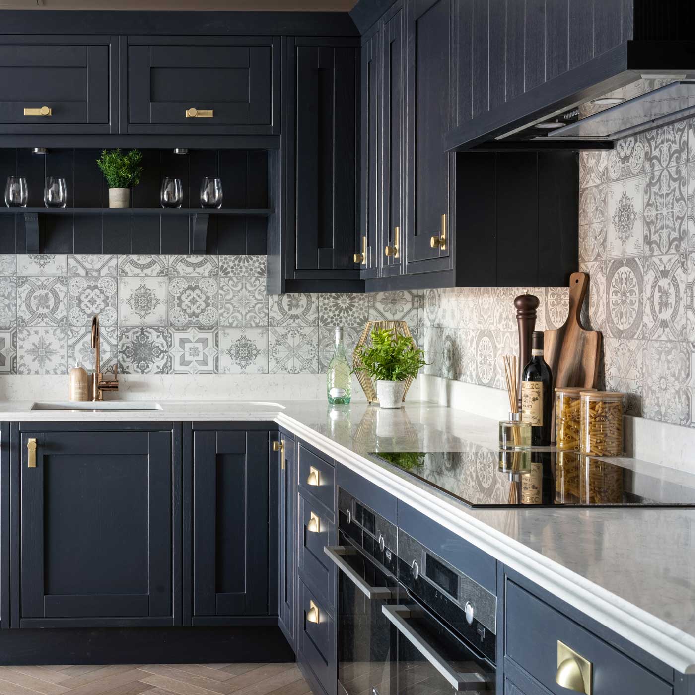 nikea sephia patterned tile as kitchen splash back