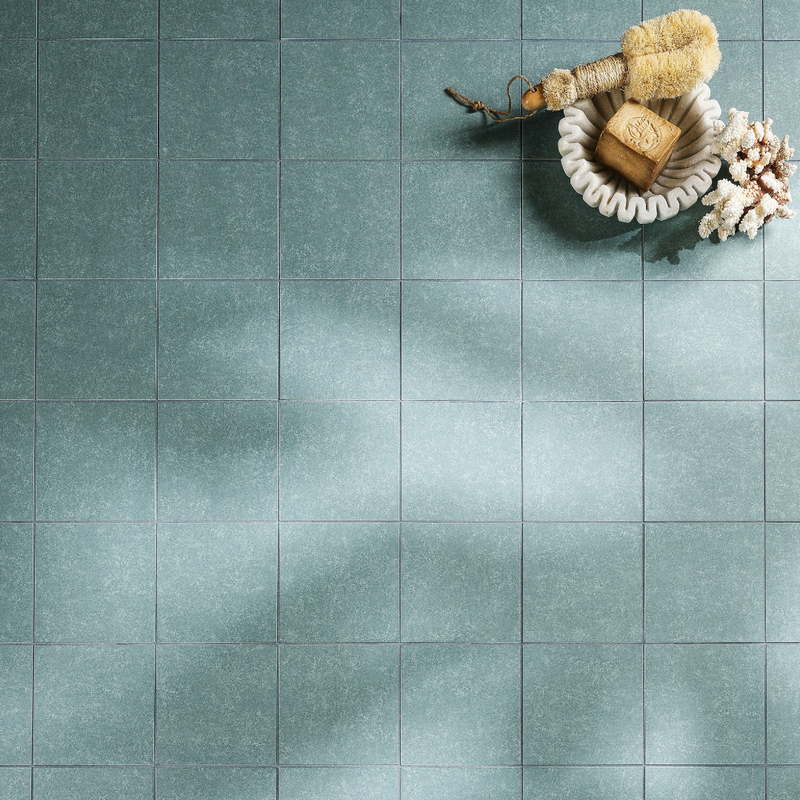 Image of Aventuras_Blue_FIeld_TIle