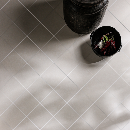 Aventuras Ecru Field