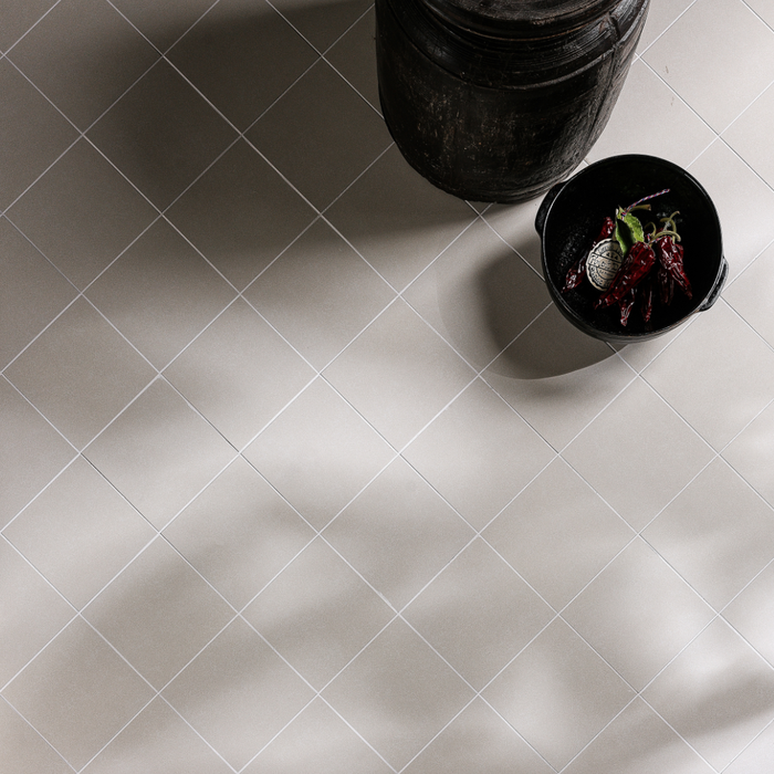 Aventuras Ecru Field