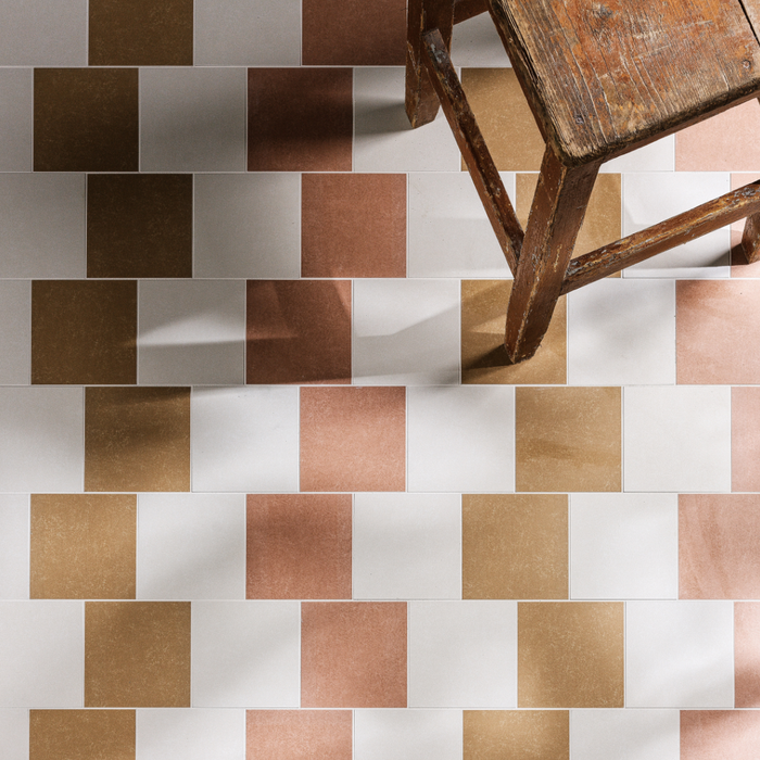 Aventuras_Terracotta_Ochre_and_Ecru_Field