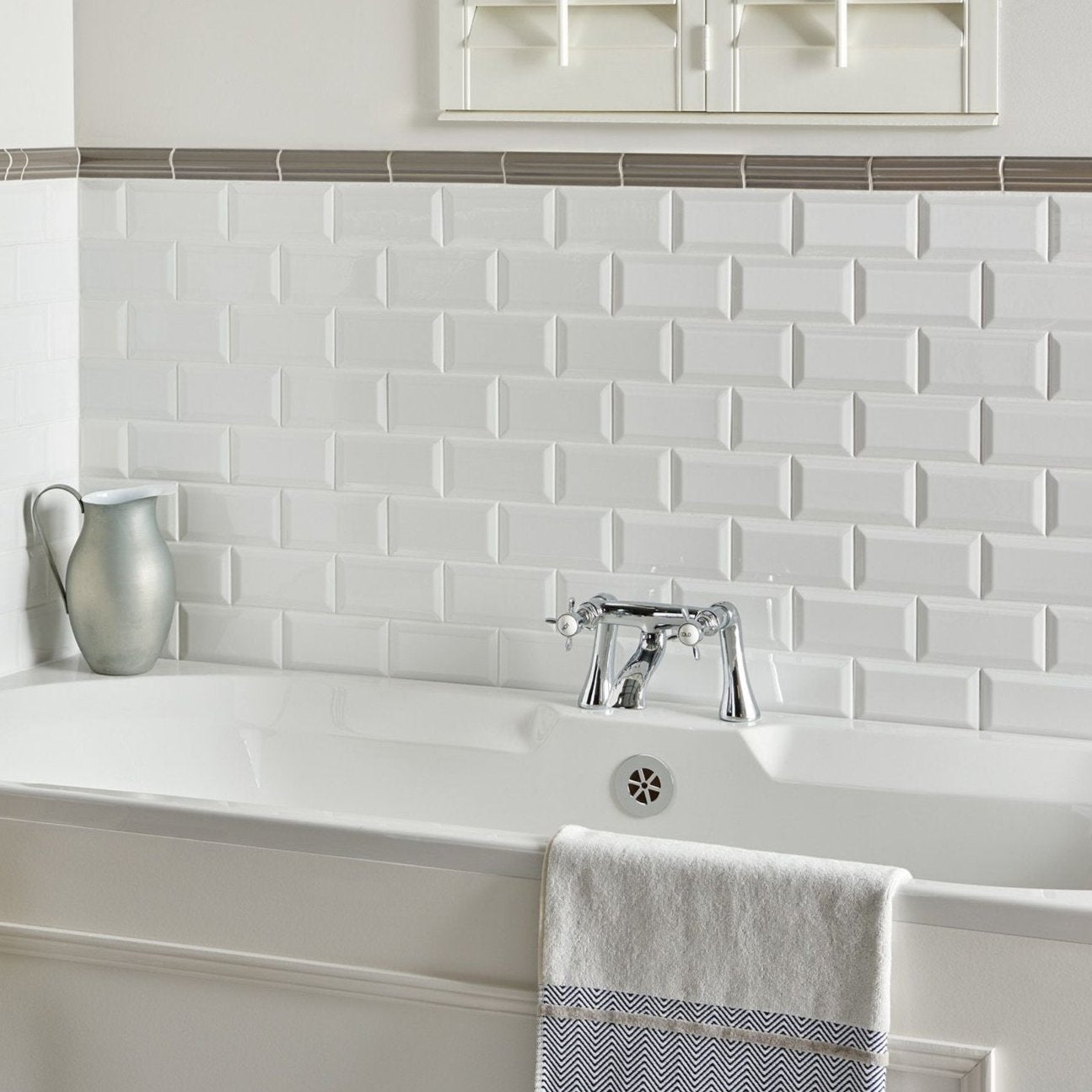 Image of Brilliant White Metro Tile 15x7.5cm-Ceramic wall tile-Original Style-Tile.co.uk
