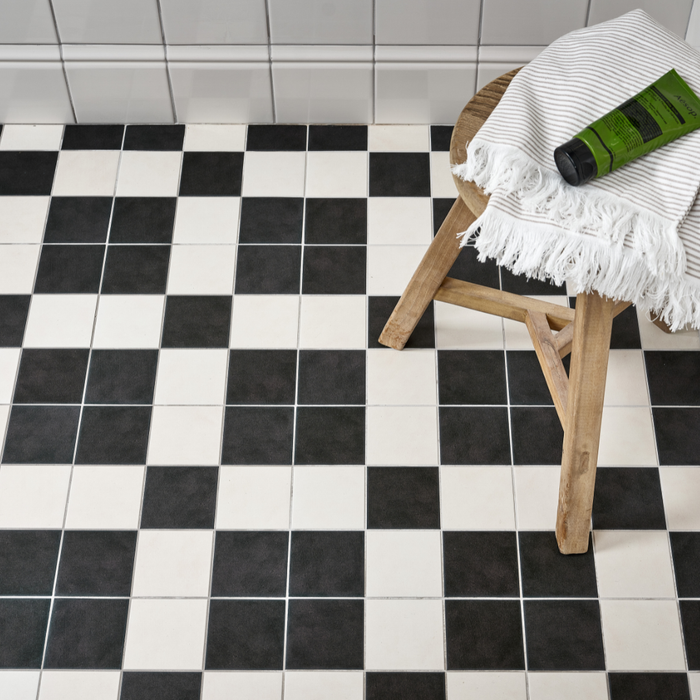 Victorian_Style_Porcelain_Mono_A_