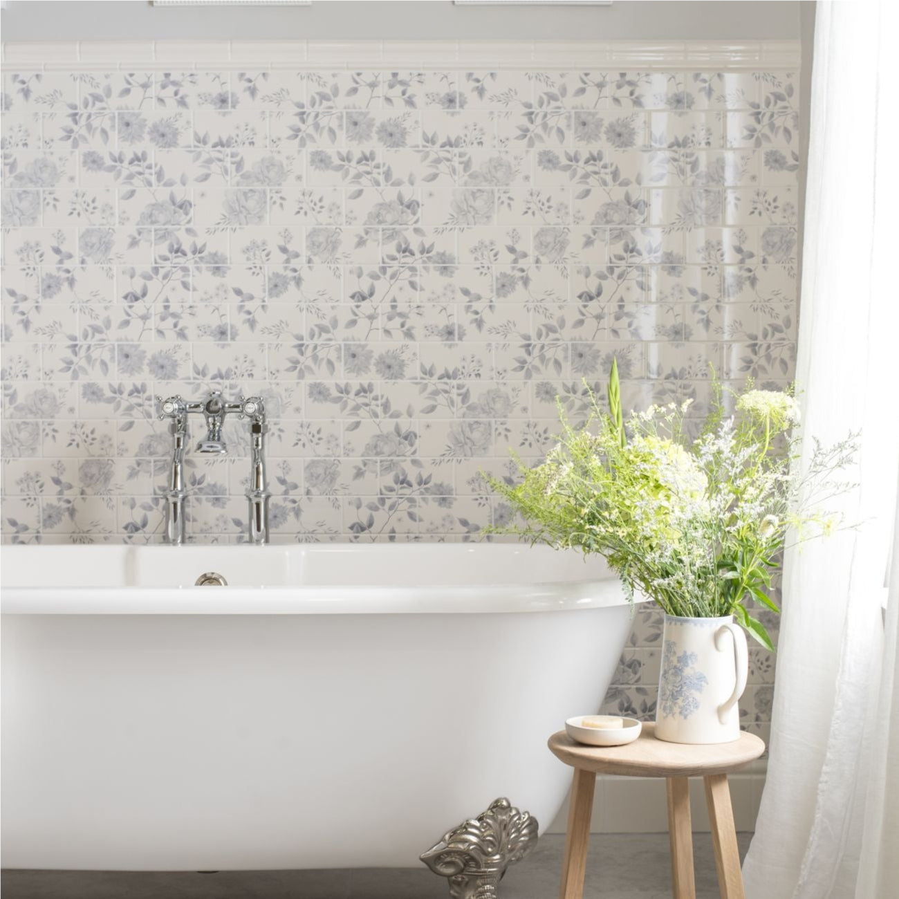Image of Cottage Garden Brick-bond Blue 18-tile panel wall tile 45.6x45.6cm-Ceramic wall tile-Original Style-Tile.co.uk