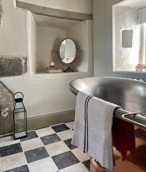Image of Long Island Marble Tumbled 61 x 61 x 1.0cm-Ca Pietra-Tile.co.uk