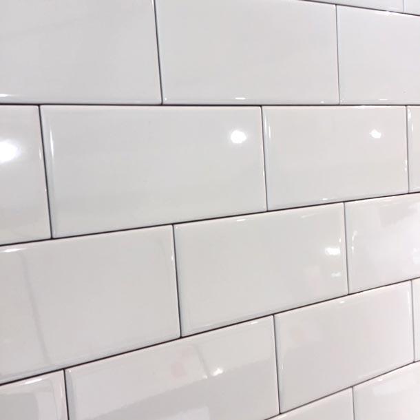 Image of Mini Flat Gloss White tile 7.5x15cm-Ceramic wall tile-Salcamar-tile.co.uk