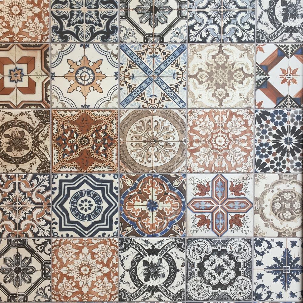 Multicolour floor tile